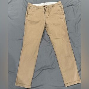 Hollister Skinny Chino Epic Flex 31x30